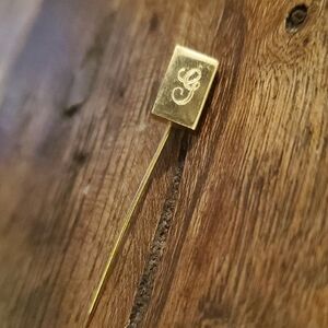Vintage Gold Letter Stick Pin "G"